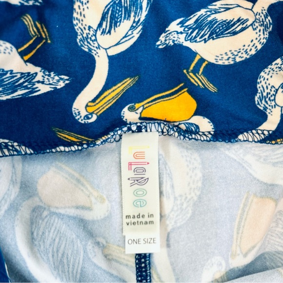 Lularoe Leggings Pelican Navy Print One Size NEW! - Picture 6 of 12